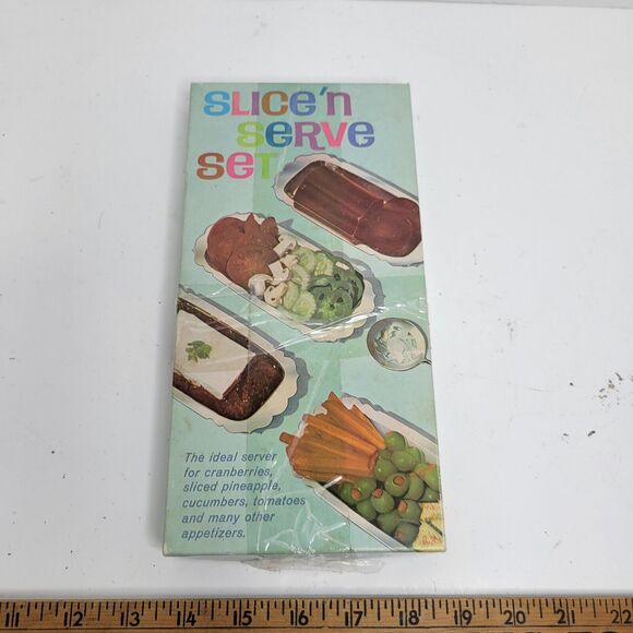WM Rogers Silverplate Slice 'n Serve Set in Original Box Vintage 1960's - Picture 7 of 9